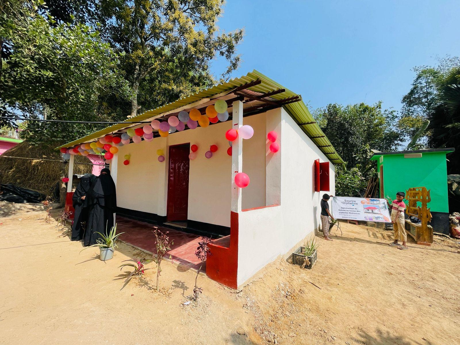 Maison pour orphelins du Bangladesh construite par Sourire d'Orphelins grâce à vos dons.